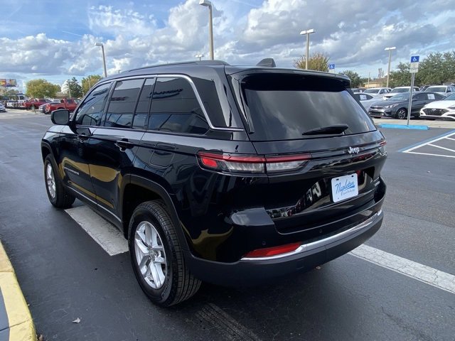 Used 2025 Jeep Grand Cherokee Laredo X w/ Luxury Tech Group I image 6