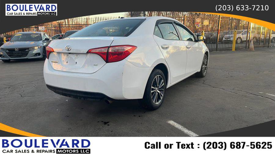 Used 2017 Toyota Corolla LE w/ LE Premium Package w/Moonroof image 12