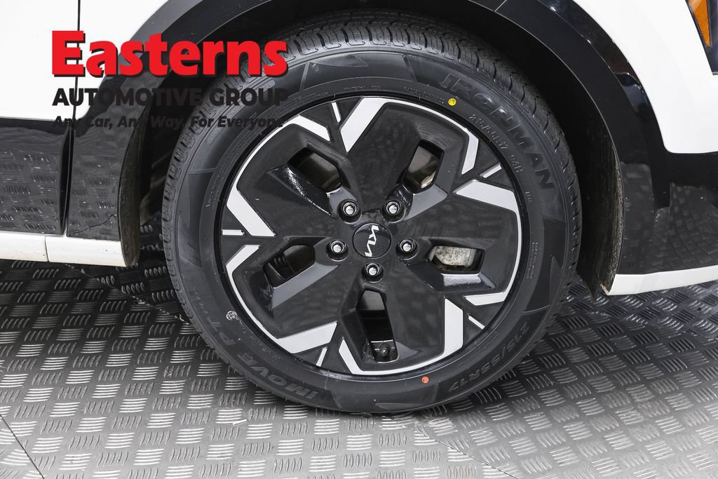 Used 2024 Kia Niro Wind w/ Wind Preserve Package FWD image 32