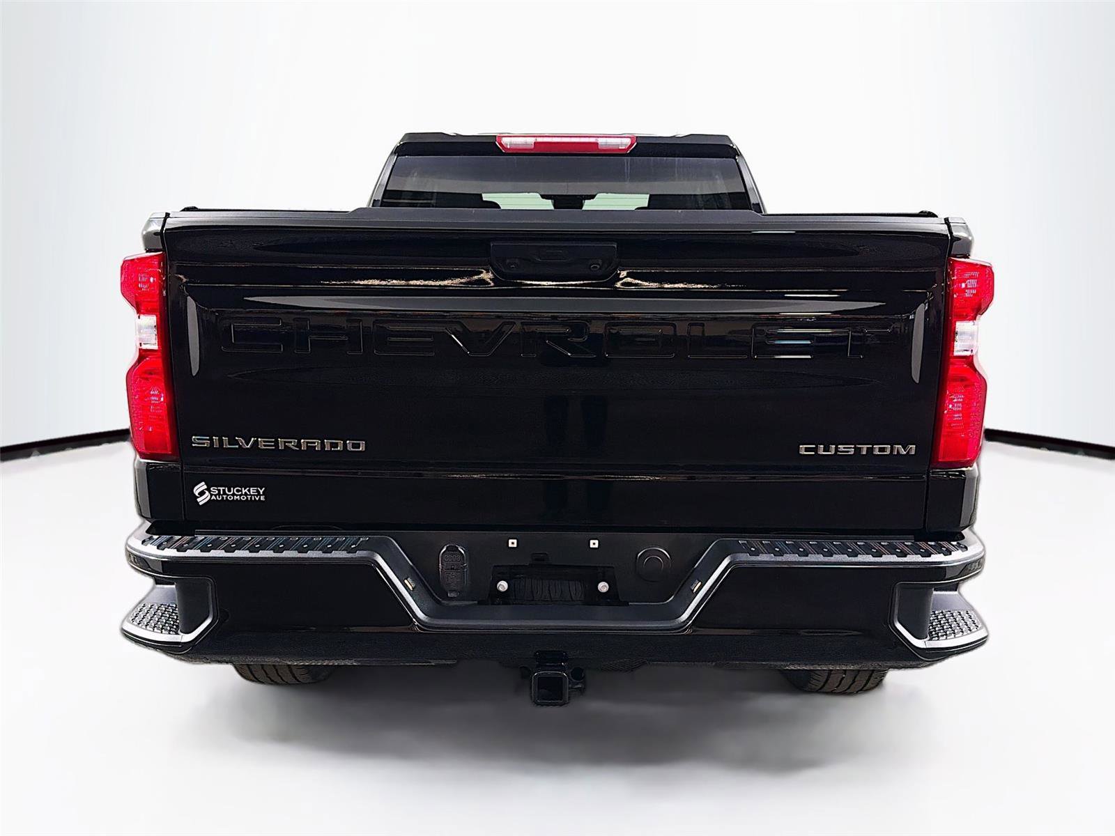 Used 2024 Chevrolet Silverado 1500 Custom image 6
