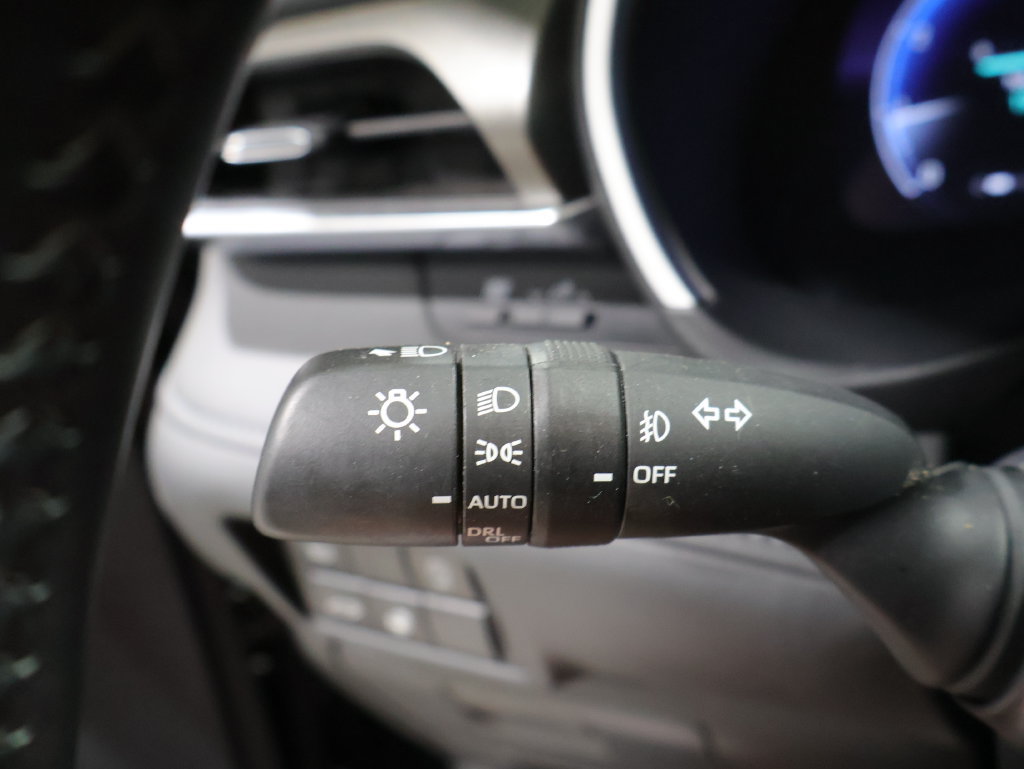 Used 2024 Toyota Highlander Limited AWD/4WD image 37