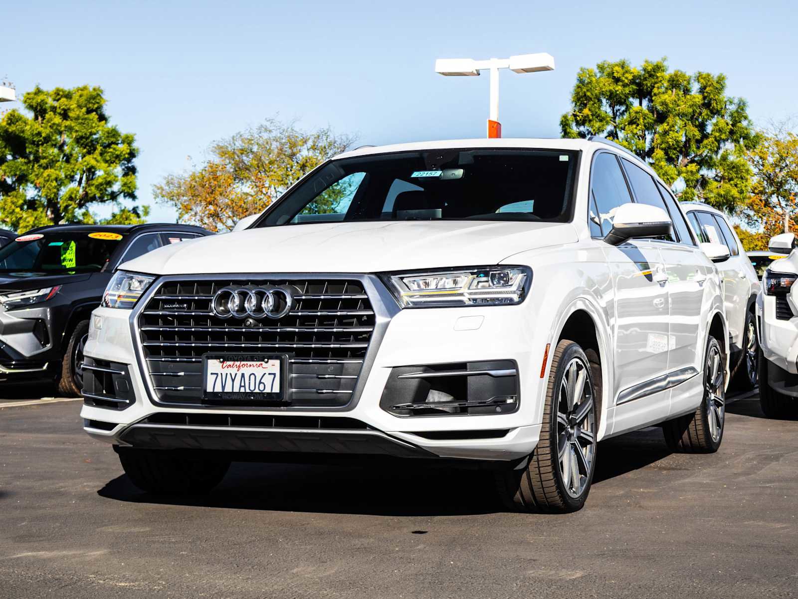 Used 2017 Audi Q7 3.0T Premium Plus image 3