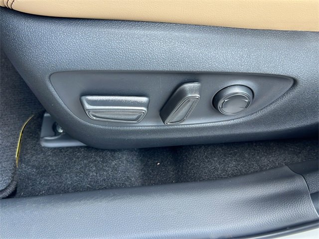 New 2025 Toyota RAV4 XLE Premium image 17