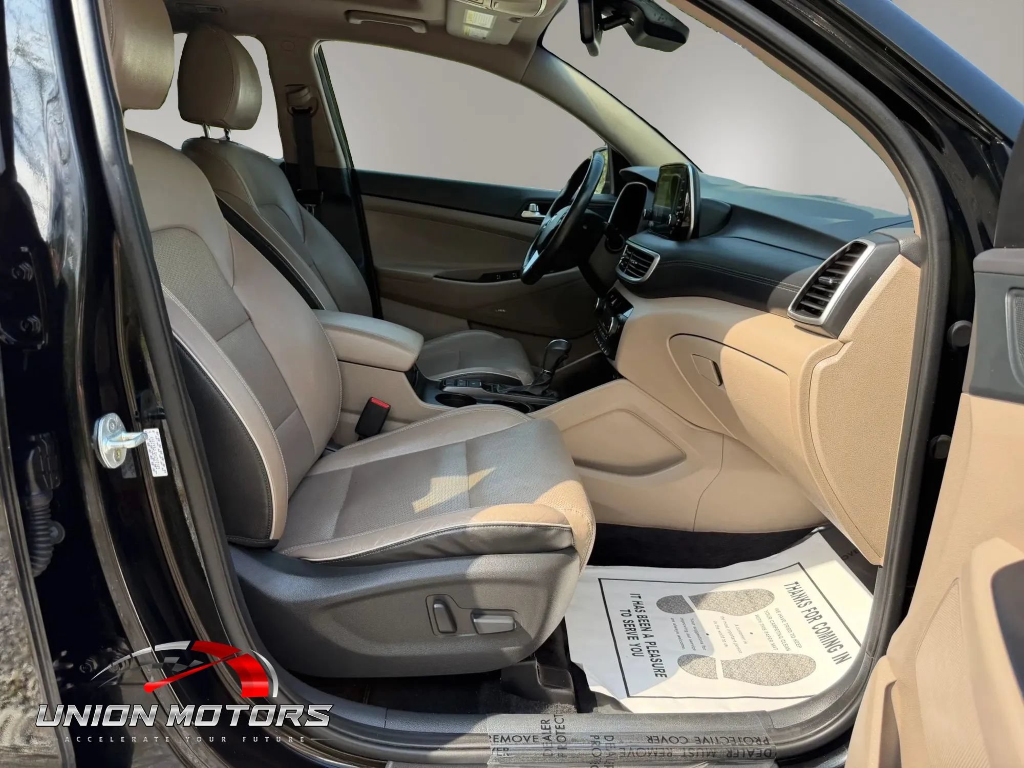 Used 2021 Hyundai Tucson Ultimate w/ Cargo Package FWD image 18