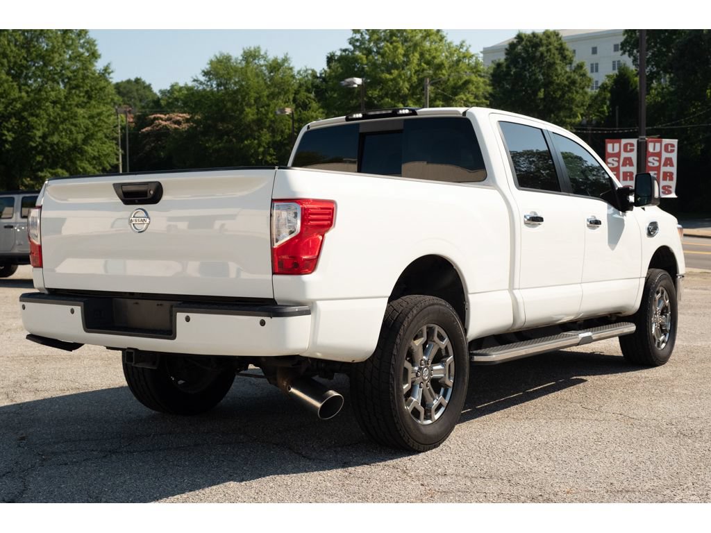 Used 2019 Nissan Titan SV w/ SV Convenience Package AWD/4WD image 8