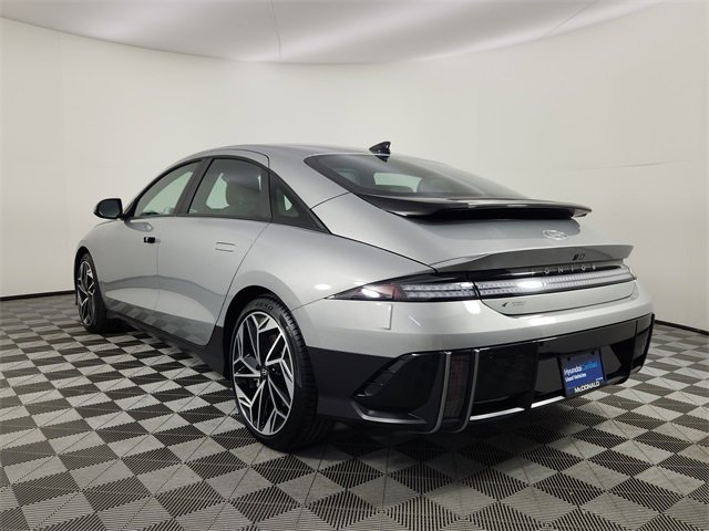 Certified 2025 Hyundai Ioniq 6 SEL image 3