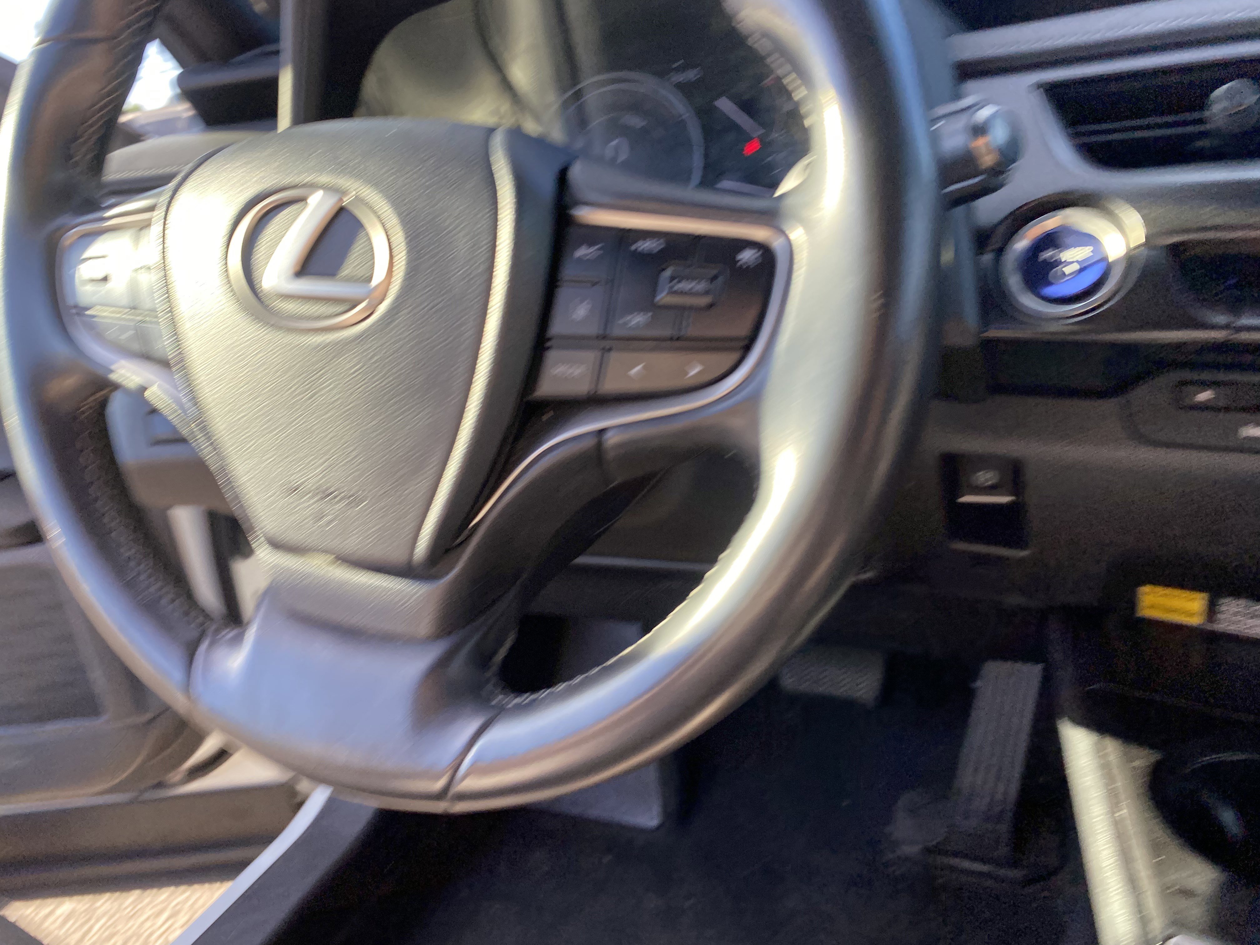 Used 2022 Lexus UX 250h w/ Accessory Package (Z1) image 14