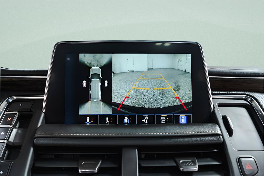 Used 2022 Chevrolet Tahoe Premier AWD/4WD image 16