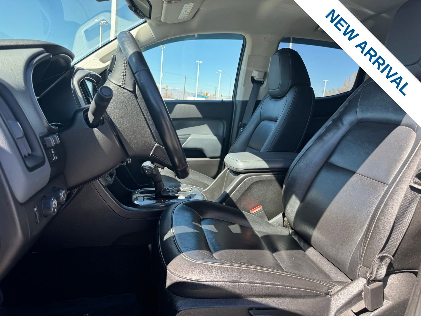 Used 2018 Chevrolet Colorado Z71 w/ Centennial Edition image 16