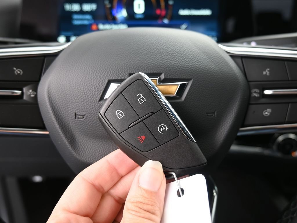 New 2026 Chevrolet Equinox LT w/ LPO, Floor Liner Package image 30