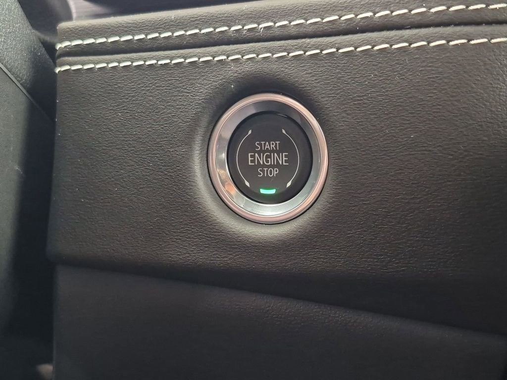 Used 2026 Cadillac Escalade Sport w/ Touring Package AWD/4WD image 9