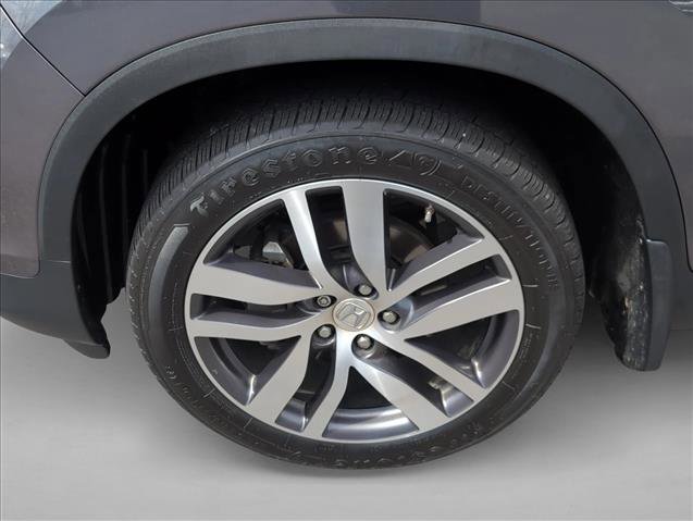 Used 2017 Honda Pilot Touring image 25