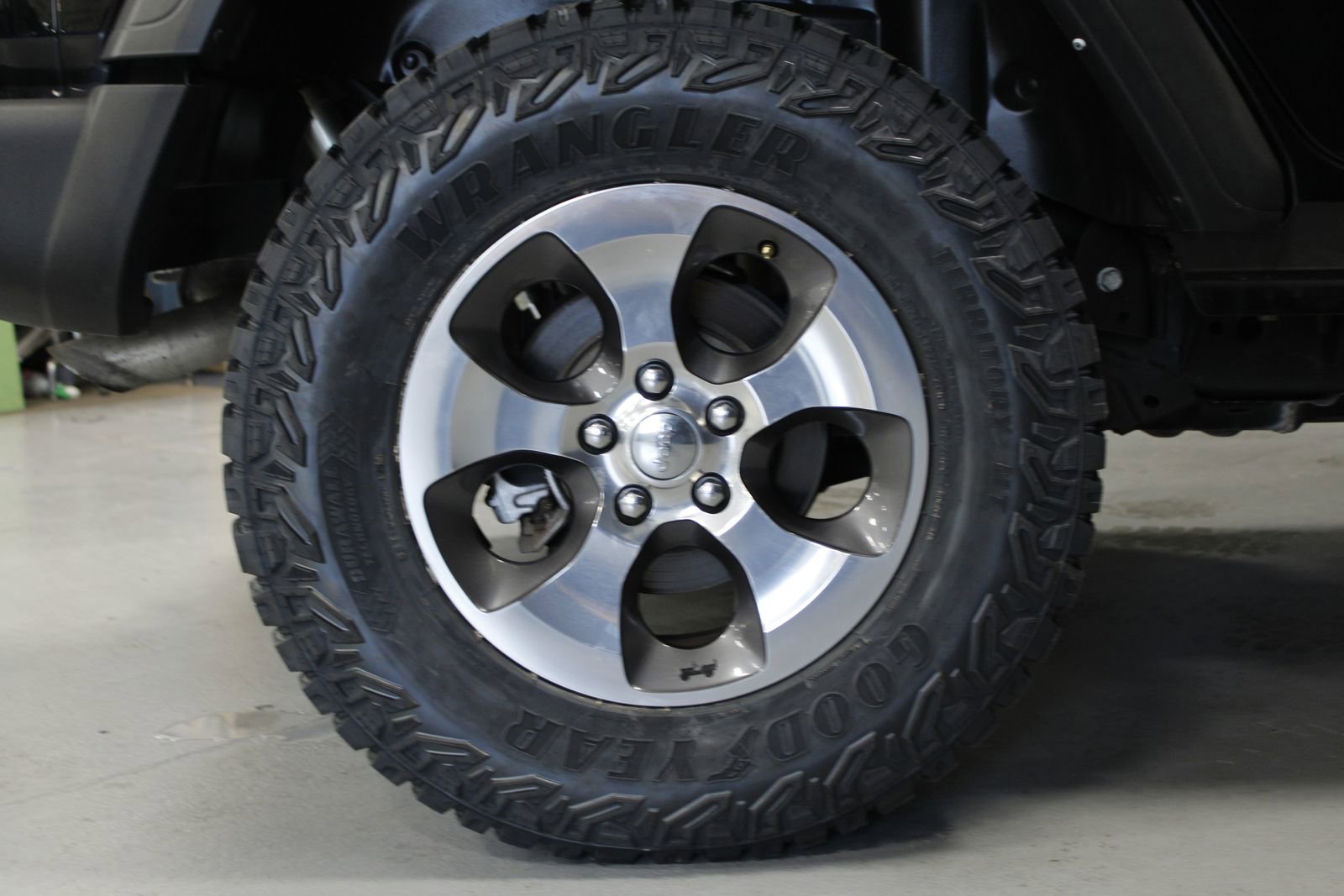 Used 2022 Jeep Wrangler Unlimited Sport AWD/4WD image 22