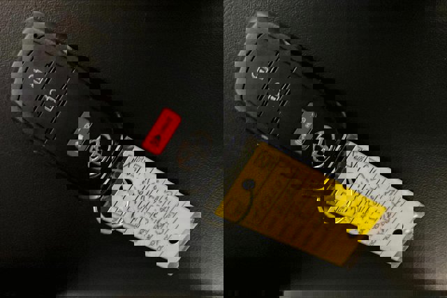 Used 2025 Toyota Prius XLE image 12