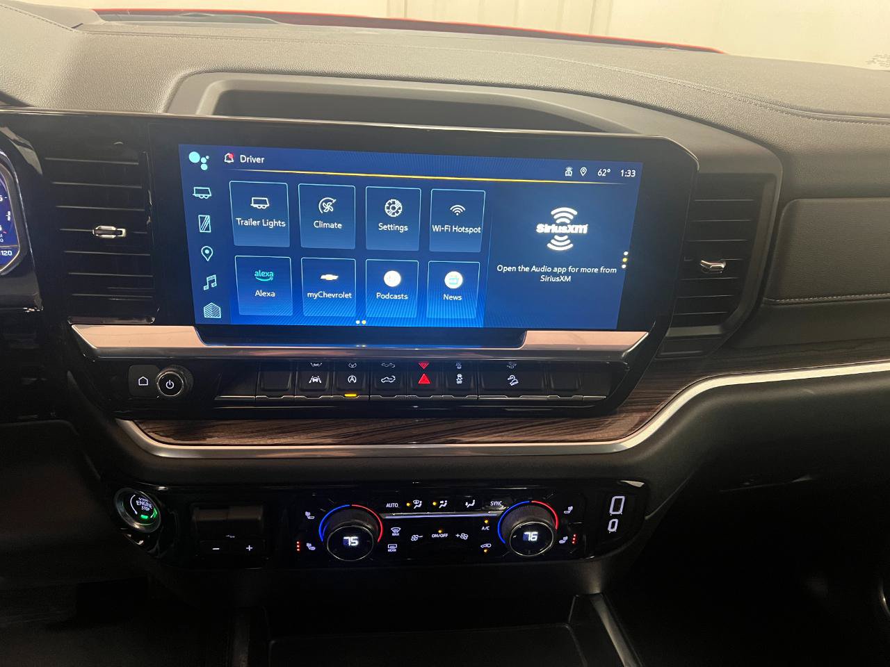 Used 2022 Chevrolet Silverado 1500 RST AWD/4WD image 34