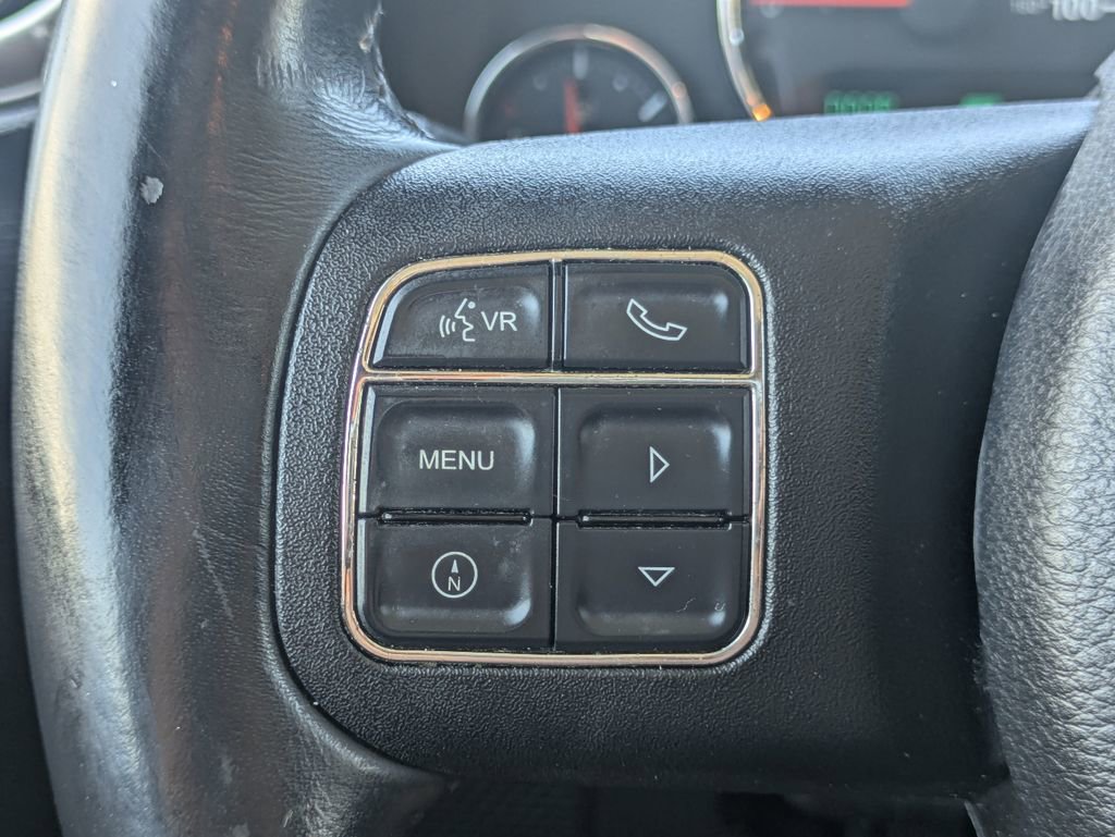 Used 2013 Jeep Wrangler Unlimited Sahara w/ Connectivity Group AWD/4WD image 25