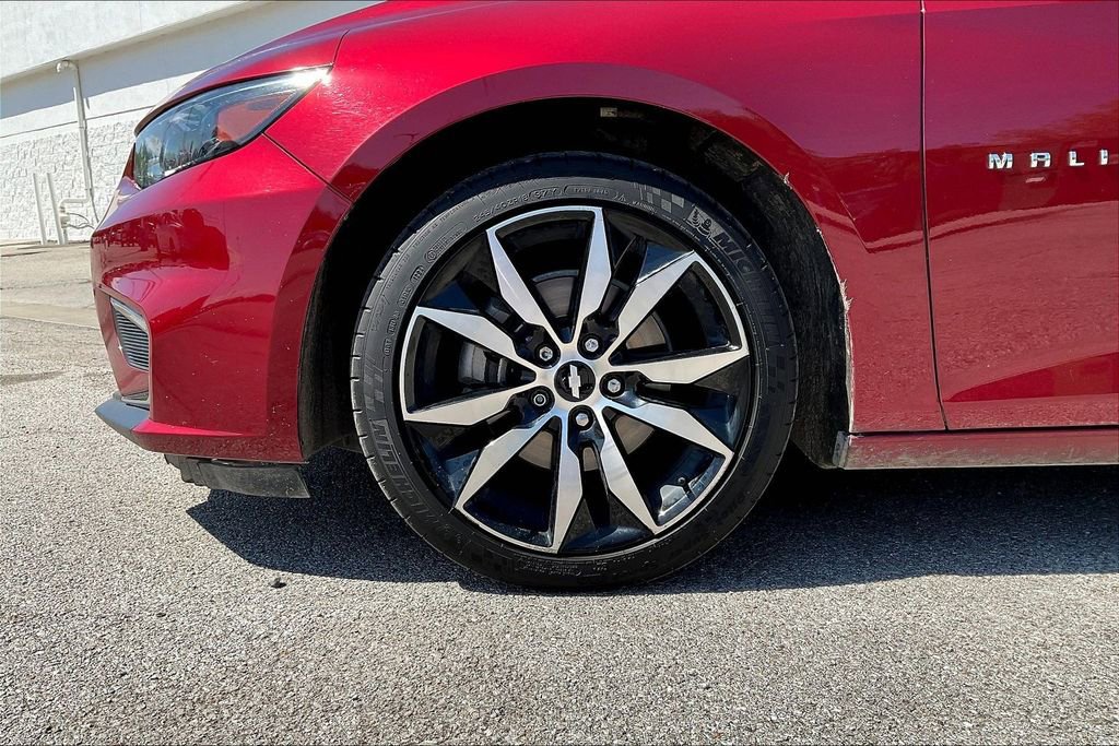 Used 2018 Chevrolet Malibu LT w/ Driver Confidence Package FWD image 8