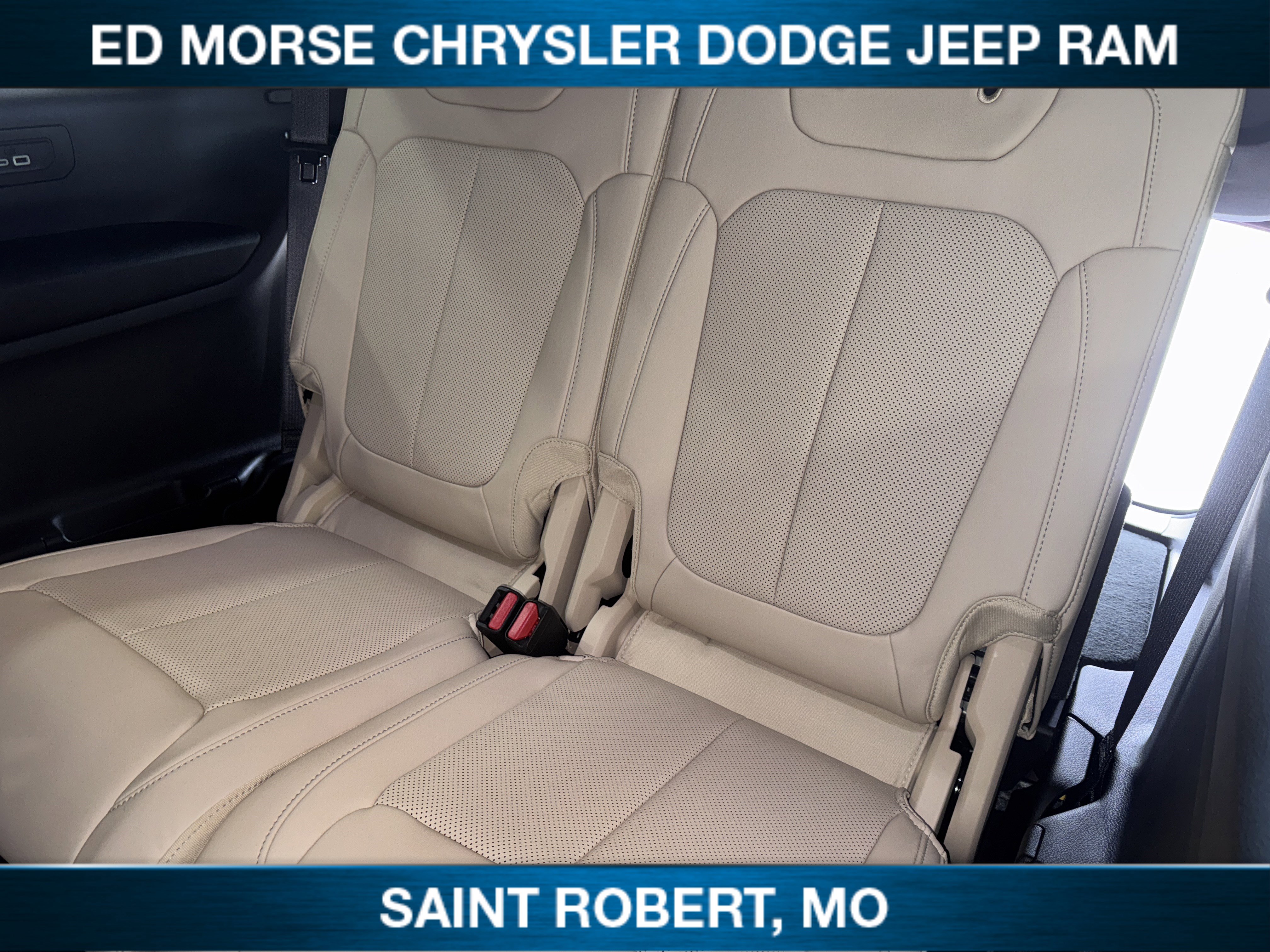 New 2025 Jeep Grand Cherokee L Limited w/ Luxury Tech Group II image 31