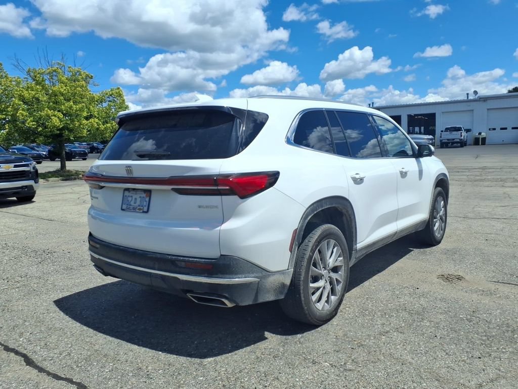 Certified 2026 Buick Enclave Preferred AWD/4WD image 7