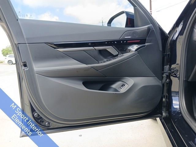 Certified 2025 BMW 530i w/ M Sport Package image 21