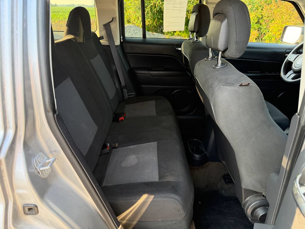 Used 2016 Jeep Patriot Sport w/ Power Value Group AWD/4WD image 25