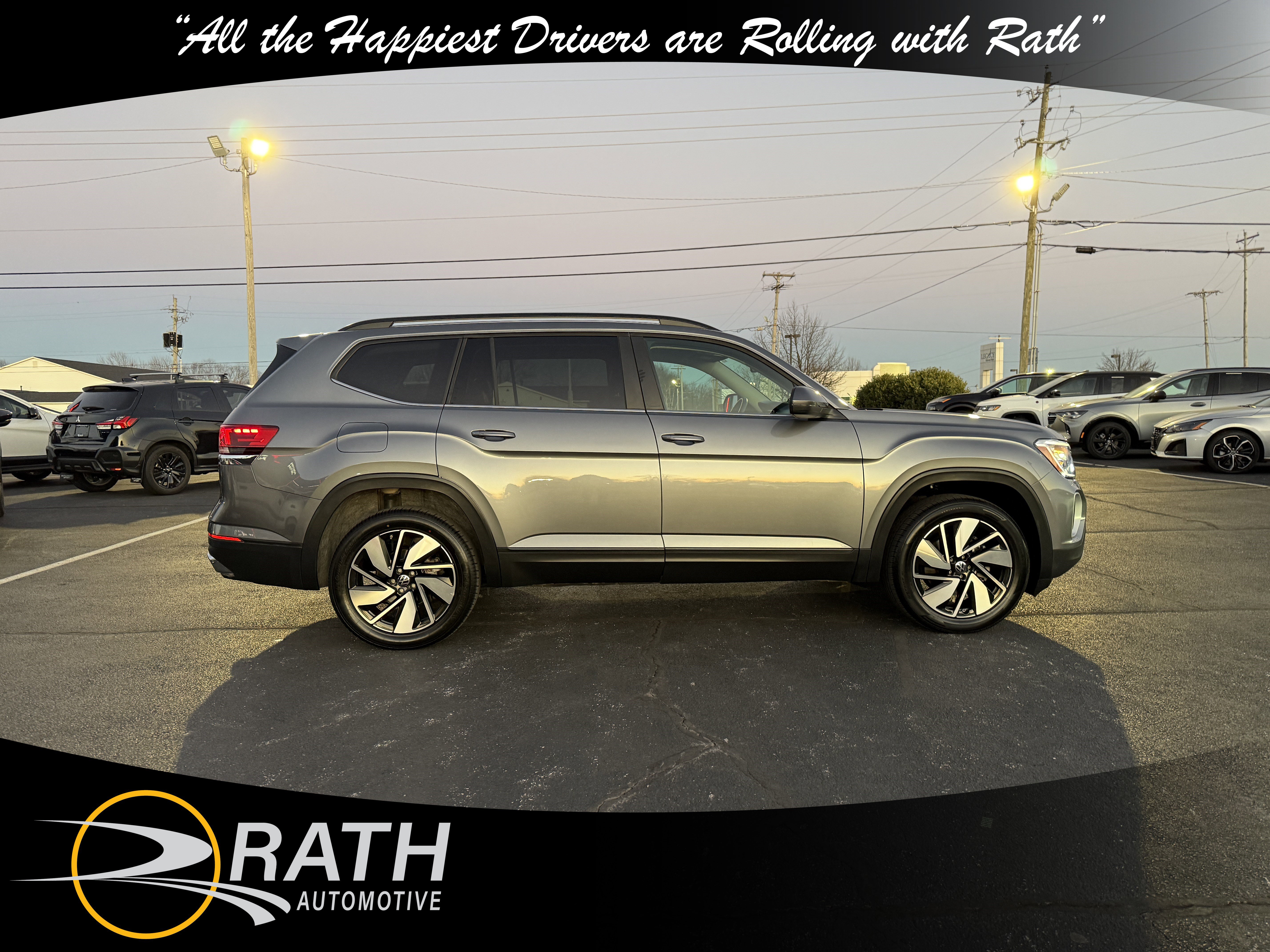 Used 2025 Volkswagen Atlas SE image 10