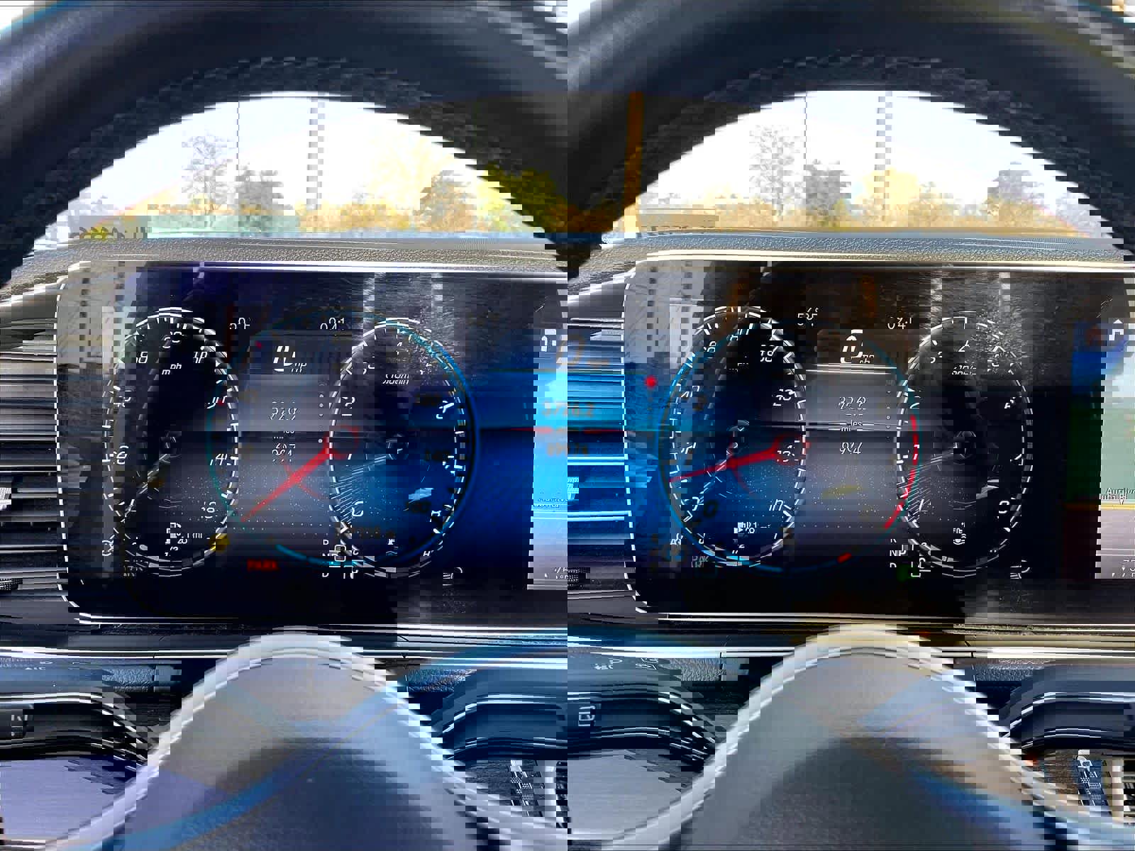 Used 2021 Mercedes-Benz GLE 350 4MATIC image 22