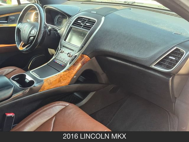 Used 2016 Lincoln MKX Reserve w/ Climate Package AWD/4WD image 27