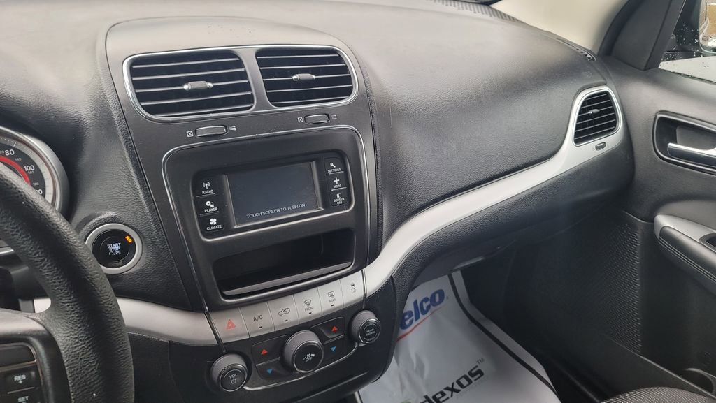 Used 2016 Dodge Journey SE w/ Flexible Seating Group image 21