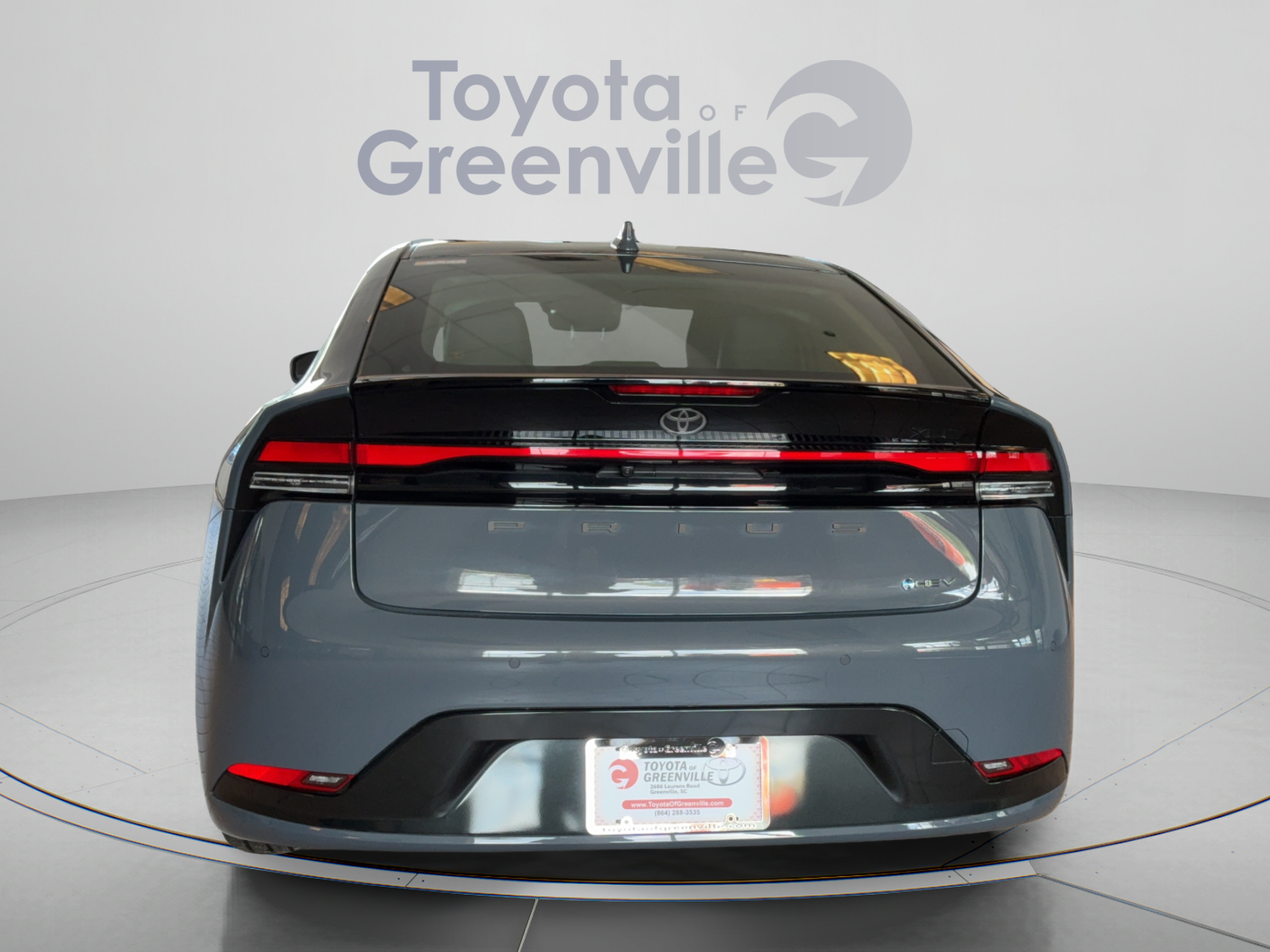 Certified 2025 Toyota Prius XLE FWD image 5