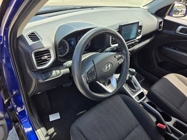 Used 2020 Hyundai Venue SE FWD image 9