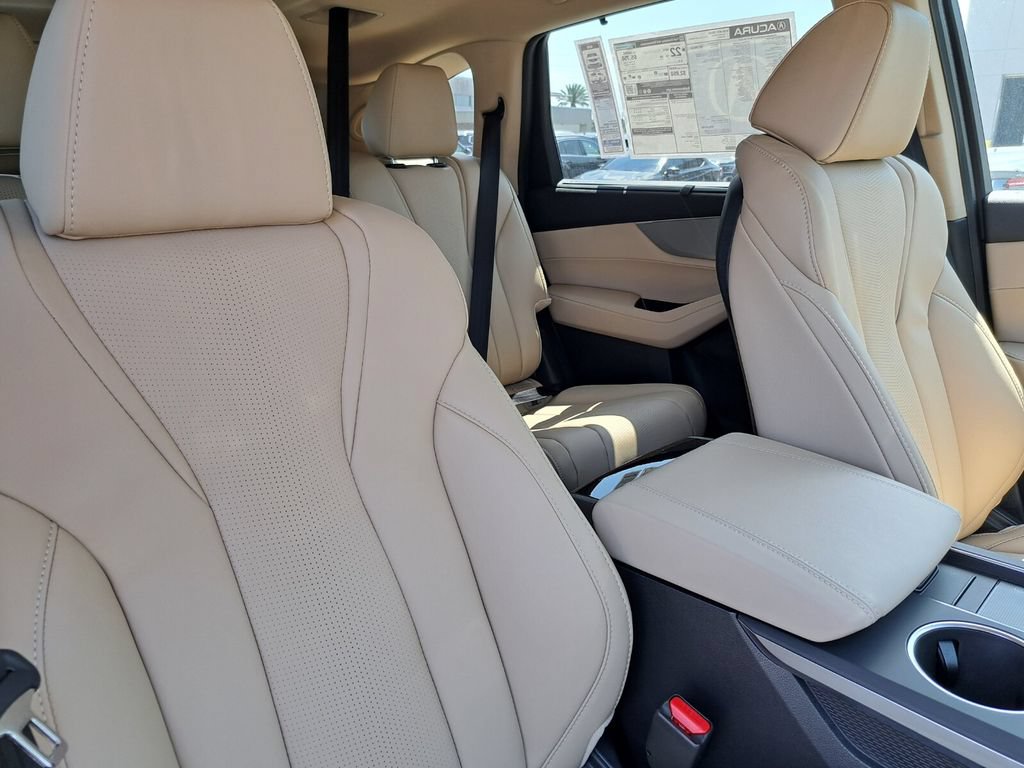 New 2026 Acura MDX w/ Technology Package FWD image 18