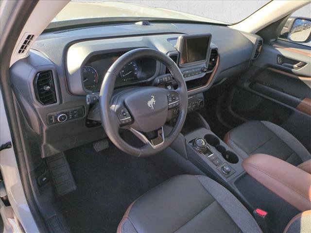 Used 2023 Ford Bronco Sport Outer Banks w/ Tech Package AWD/4WD image 10