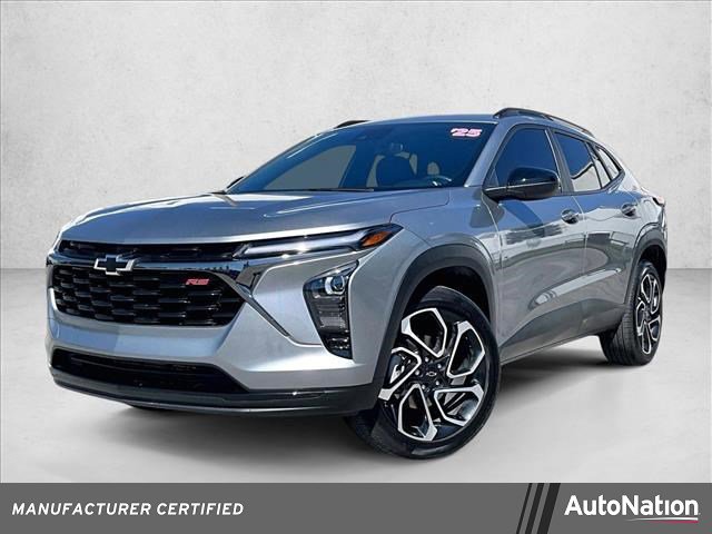 Certified 2025 Chevrolet Trax RS w/ Driver Confidence Package image 1
