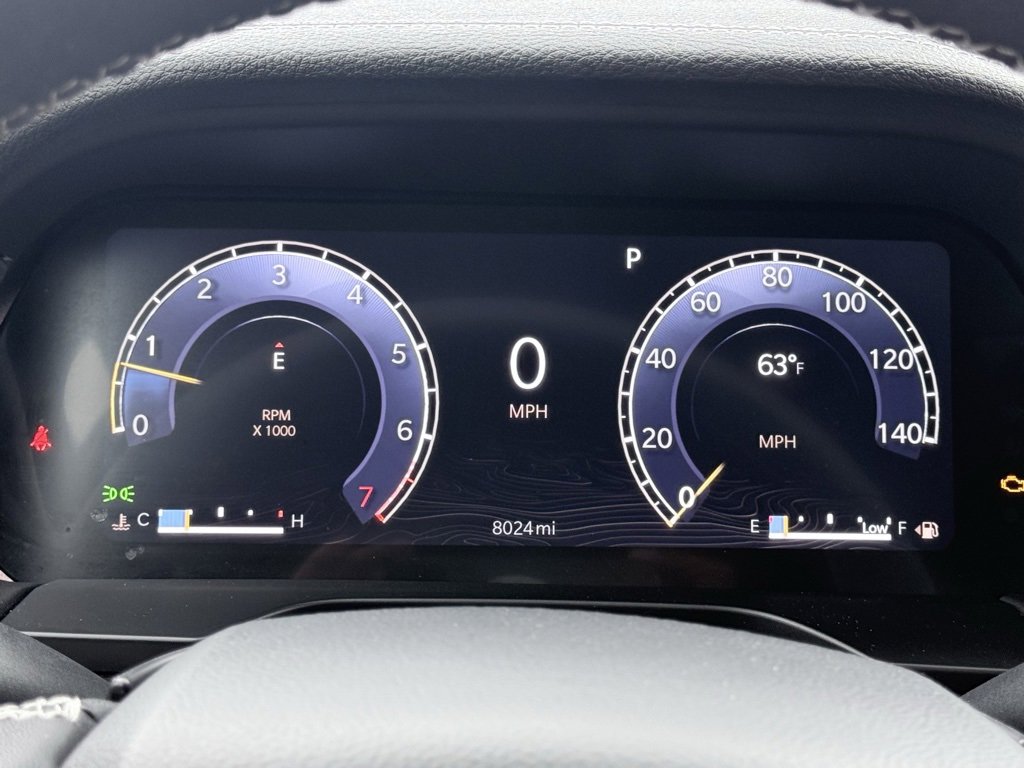 Used 2024 Jeep Grand Cherokee Limited w/ Luxury Tech Group II image 13