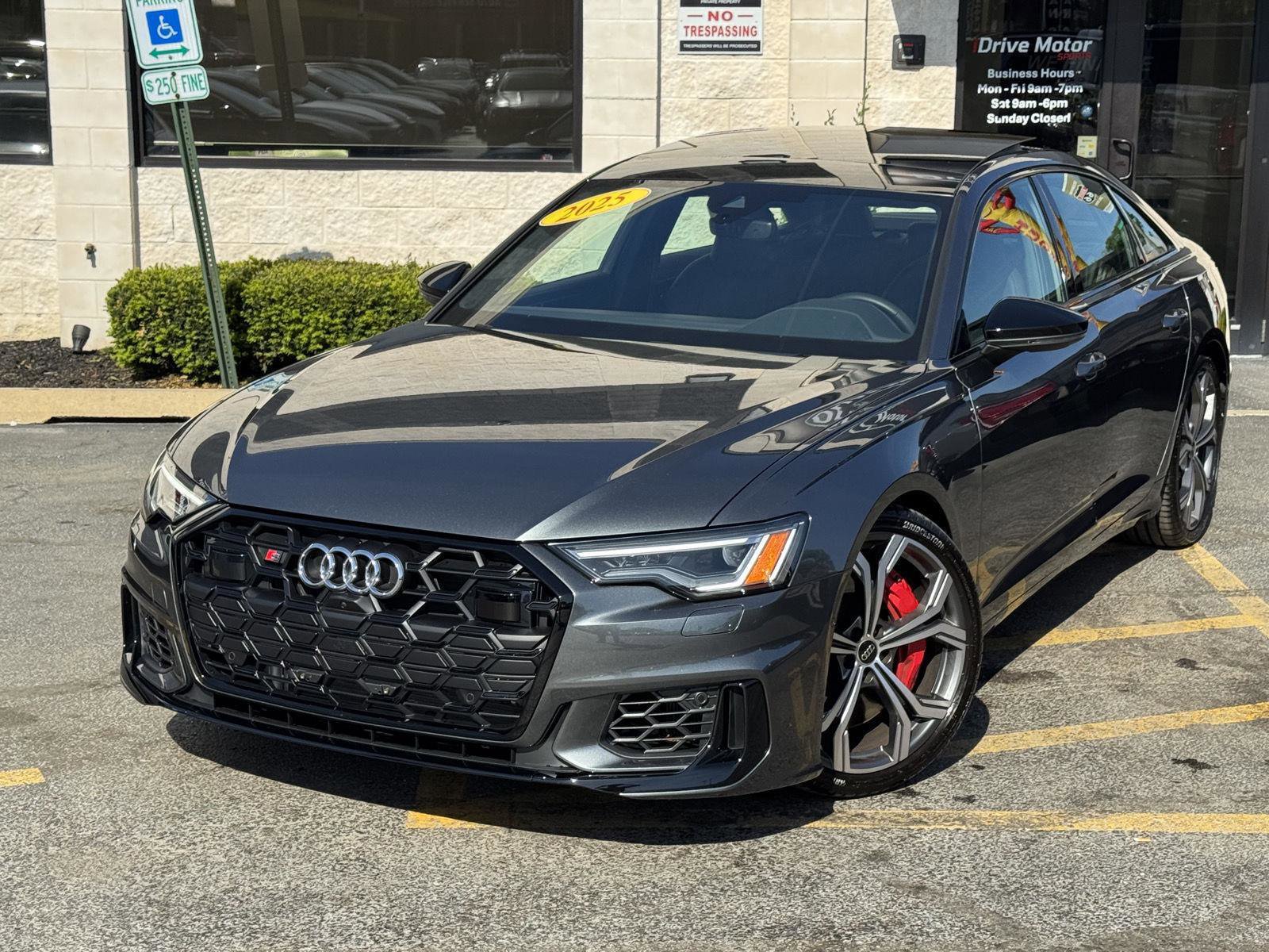 Used 2025 Audi S6 Premium Plus w/ Premium Plus Package AWD/4WD image 2