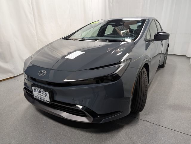 Used 2026 Toyota Prius XLE image 7