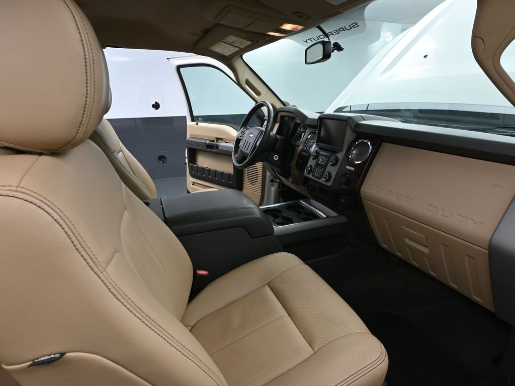 Used 2015 Ford F350 Lariat w/ Camper Package AWD/4WD image 40