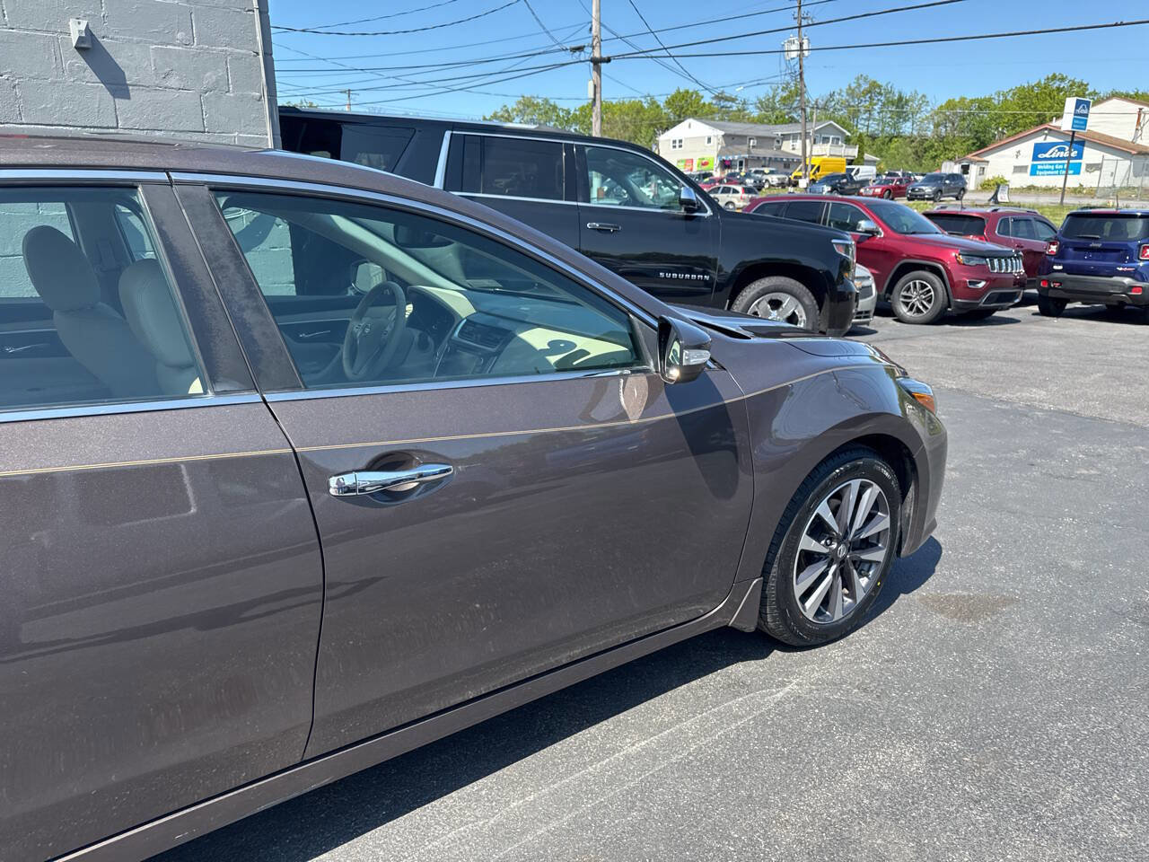 Used 2016 Nissan Altima 2.5 SL w/ 2.5 Technology w/LED Package image 10