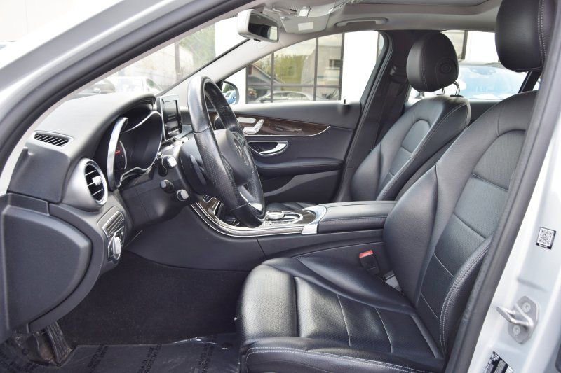 Used 2018 Mercedes-Benz C 300 4MATIC Sedan image 17