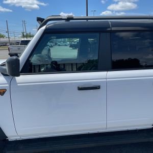 Used 2024 Ford Bronco Badlands AWD/4WD image 9
