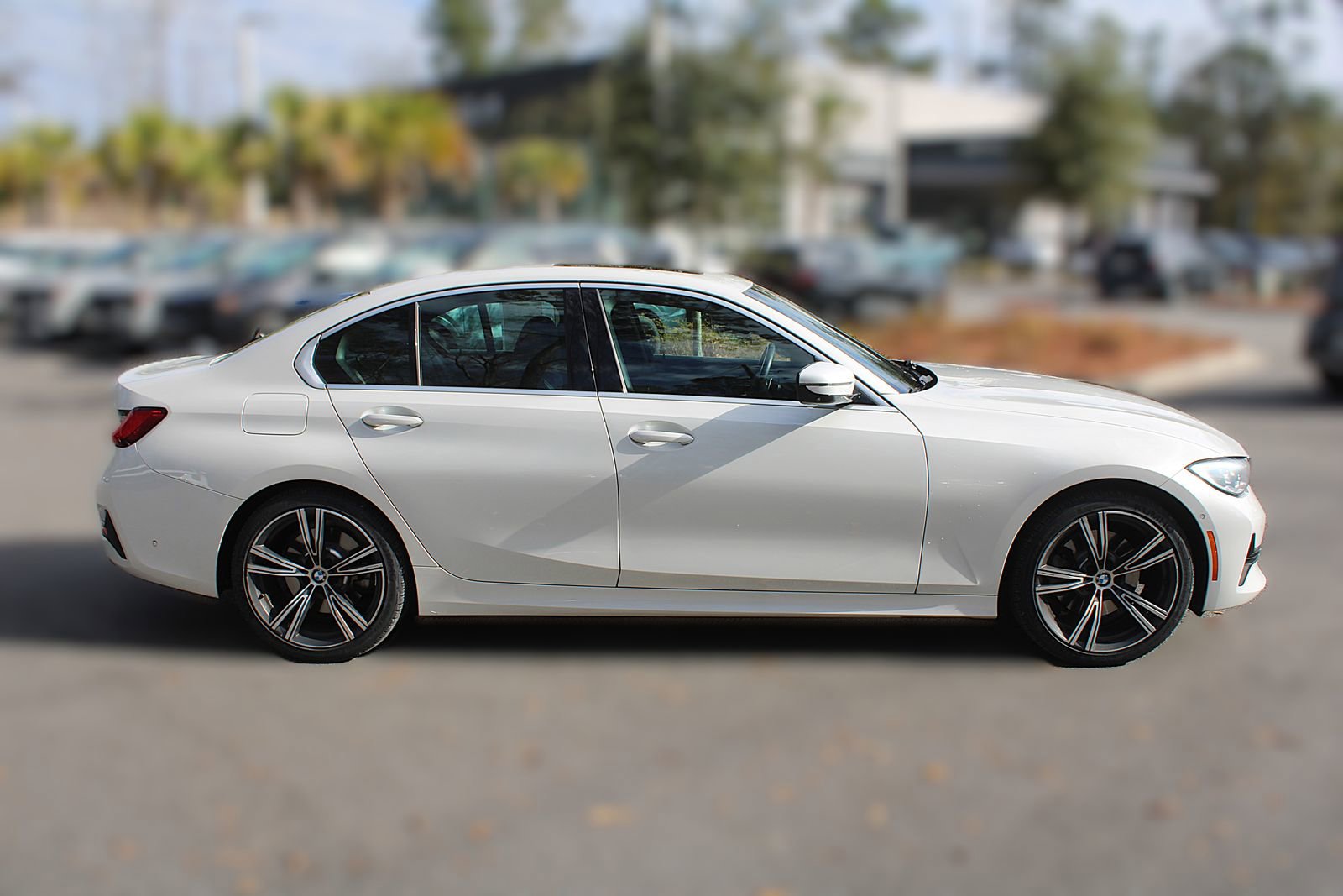 Used 2021 BMW 330i 330i w/ Premium Package image 13