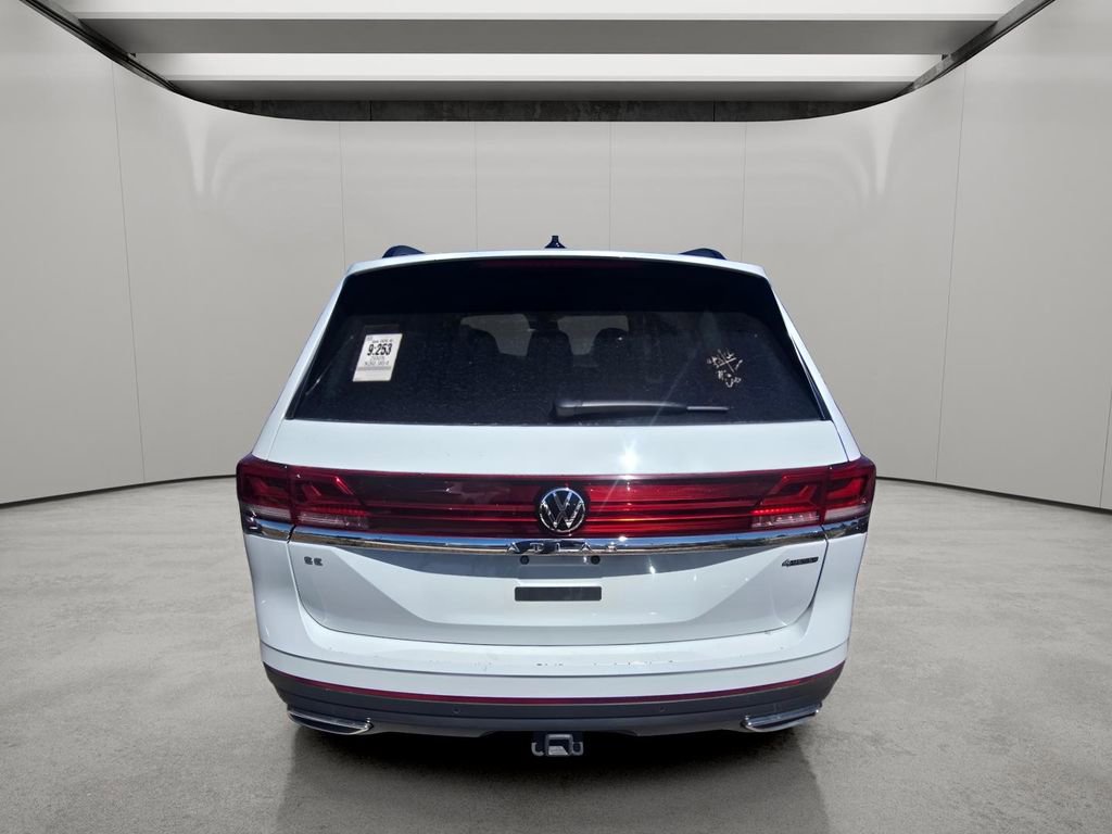 Used 2025 Volkswagen Atlas SE image 7