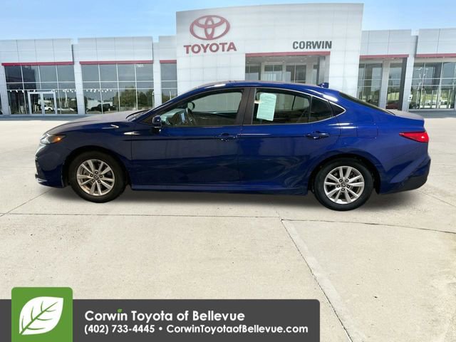 Used 2025 Toyota Camry LE image 5