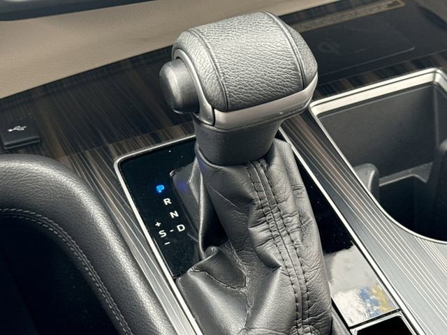 Used 2021 Toyota Sienna Platinum FWD image 20