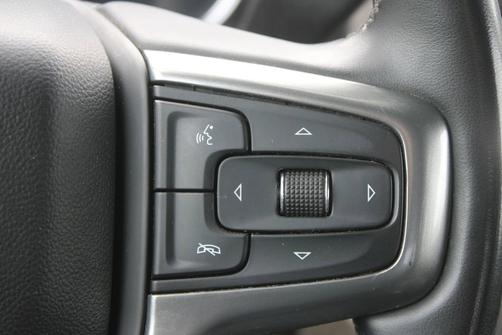 Used 2023 Chevrolet Silverado 2500 LT AWD/4WD image 34