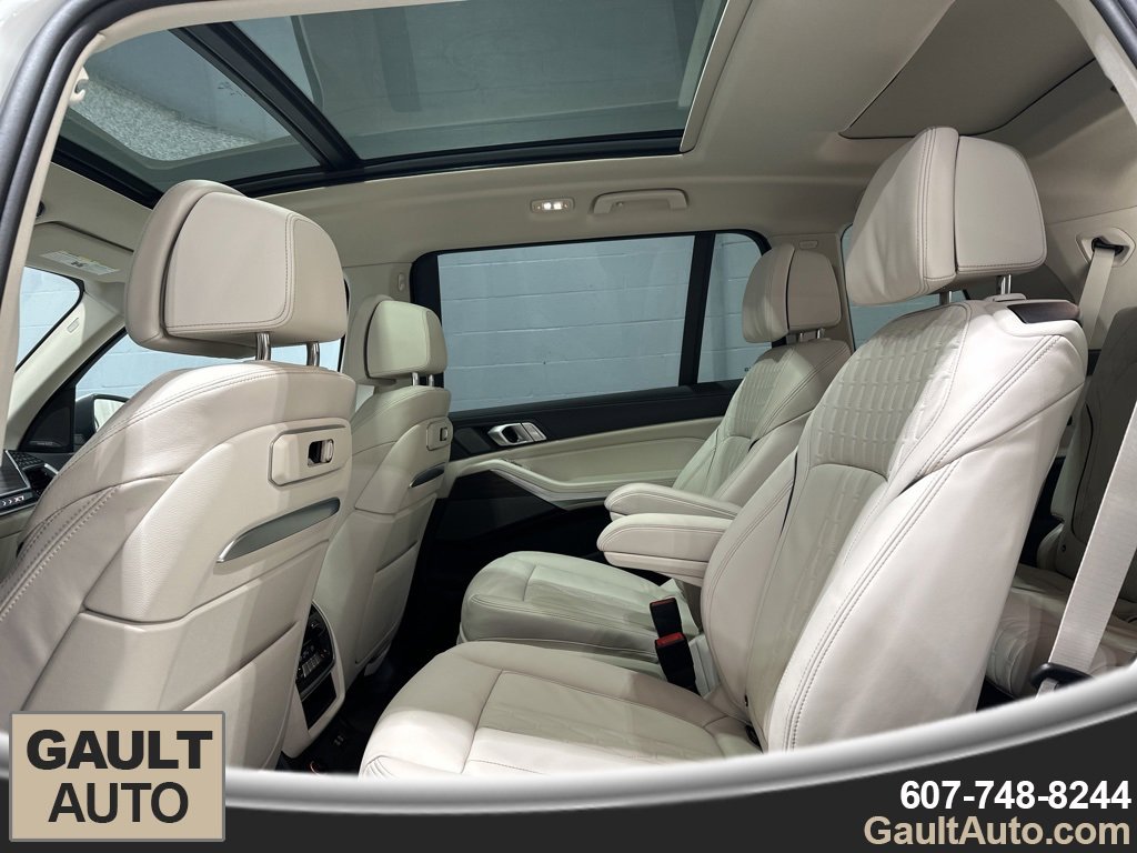 New 2026 BMW X7 xDrive40i image 16