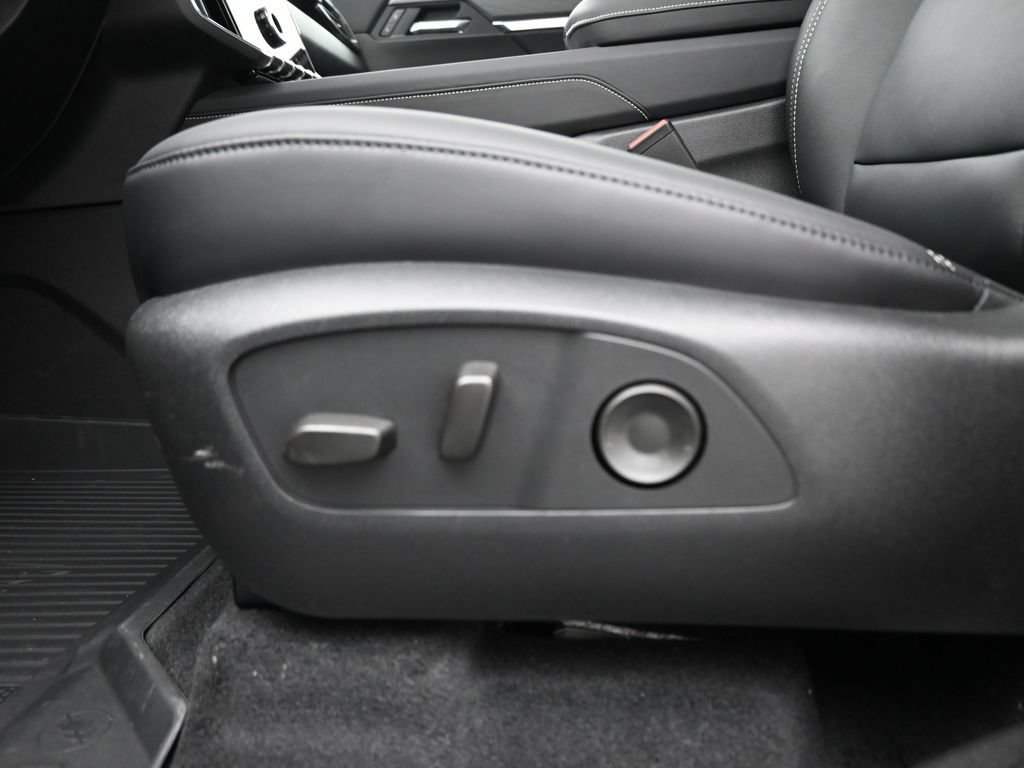 New 2026 GMC Acadia Elevation w/ Super Cruise Package FWD image 13