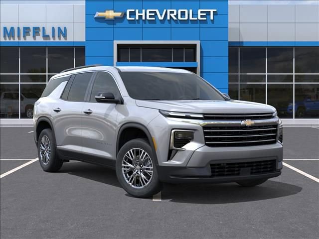 New 2026 Chevrolet Traverse LT w/ LPO, Floor Liner Package AWD/4WD image 7