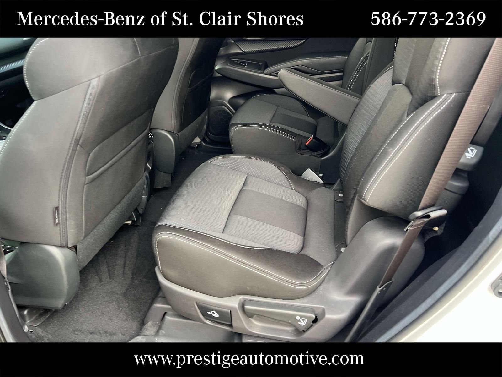 Used 2023 Subaru Ascent Premium w/ Convenience Package AWD/4WD image 12